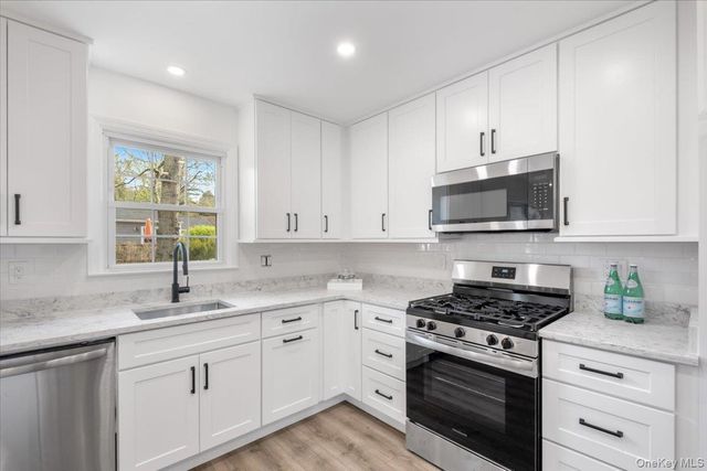 53 Jennings Road, White Plains, NY 10605