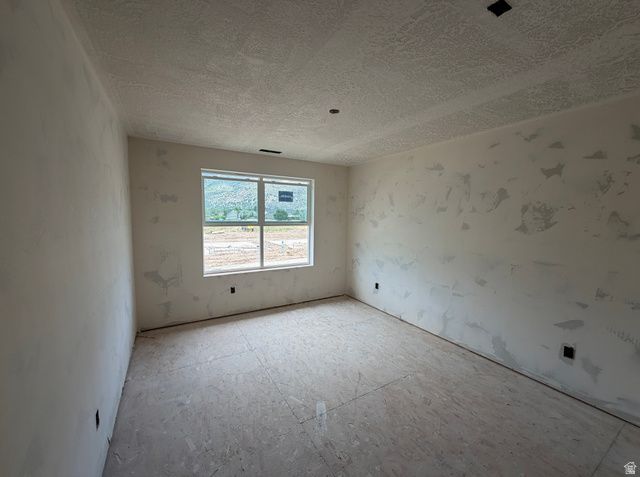1063 N SUMMIT VIEW DR, Harrisville, UT 84404