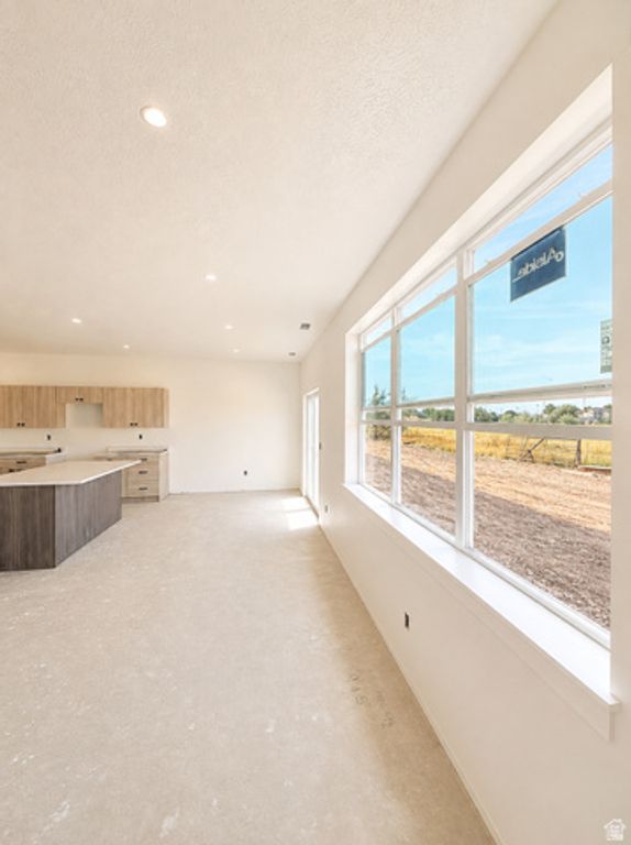1063 N SUMMIT VIEW DR, Harrisville, UT 84404 — photo 5