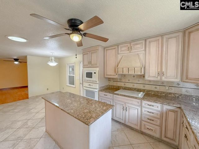 900 Kenmore, Columbia, SC 29209