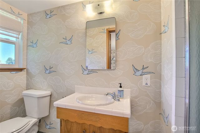 1754 N Narrows Drive, Tacoma, WA 98406