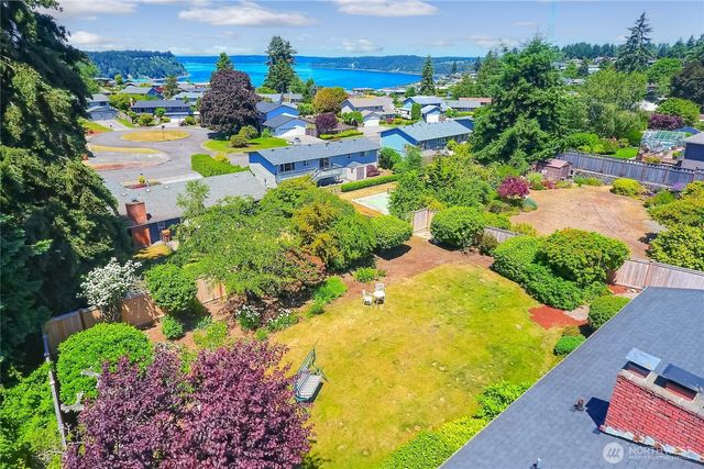 1754 N Narrows Drive, Tacoma, WA 98406