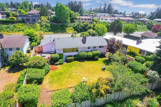 1754 N Narrows Drive, Tacoma, WA 98406