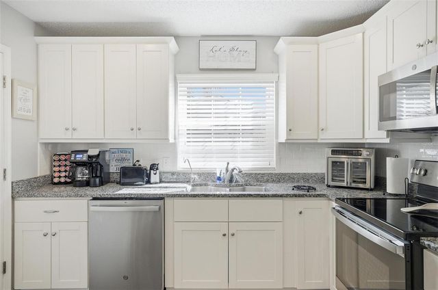 52 FLEMING COURT, Palm Coast, FL 32137