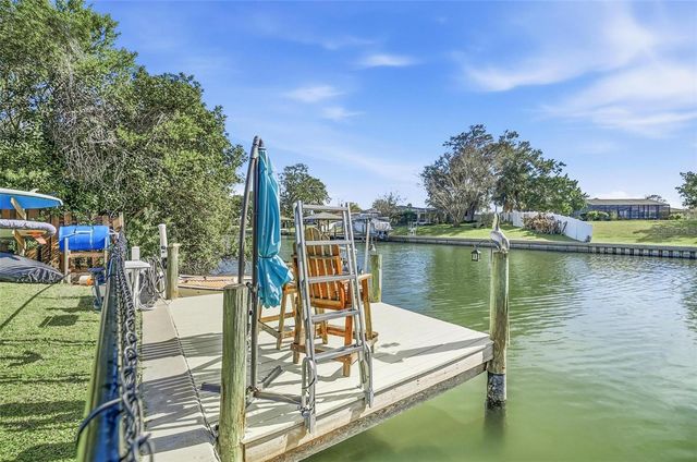 52 FLEMING COURT, Palm Coast, FL 32137