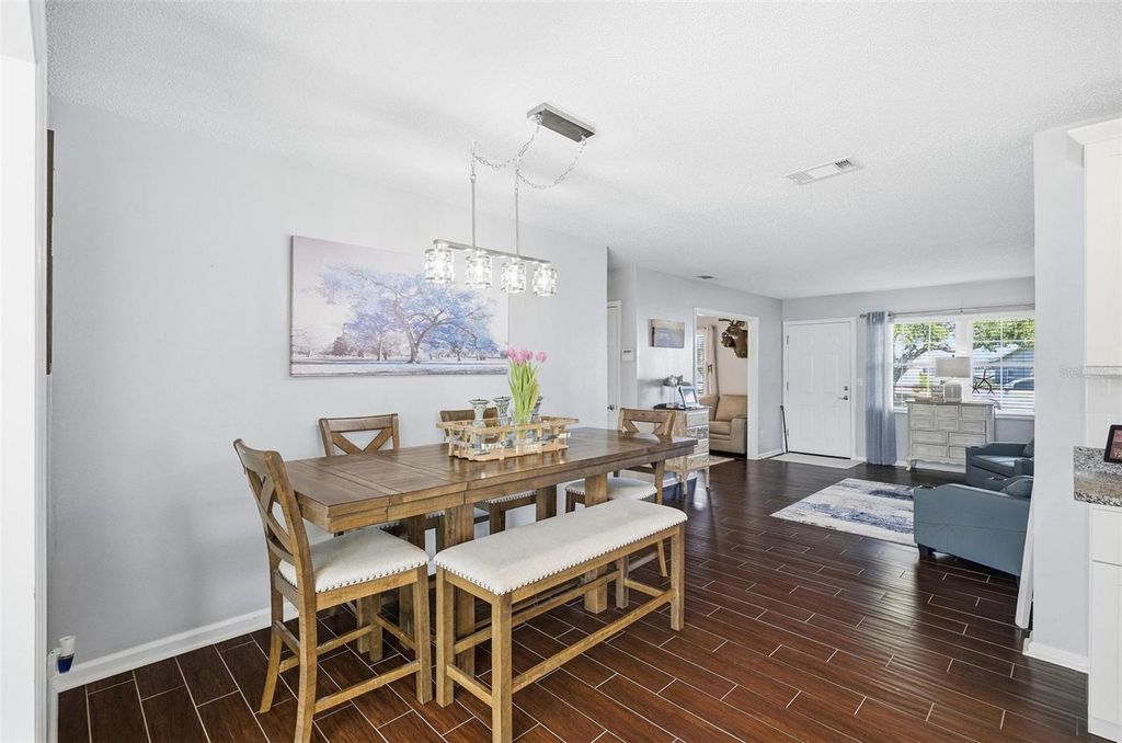 Image 15 of property listing at 52 FLEMING COURT, Palm Coast, FL 32137