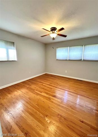 4840 Briarwood Avenue 2, Royal Oak, MI 48073