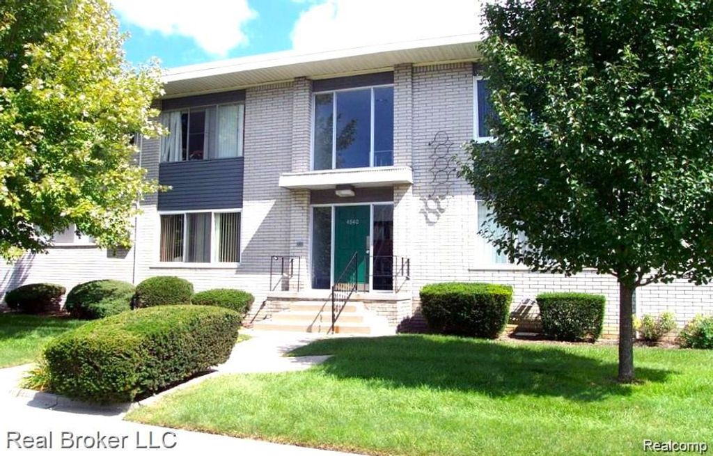 4840 Briarwood Avenue 2, Royal Oak, MI 48073