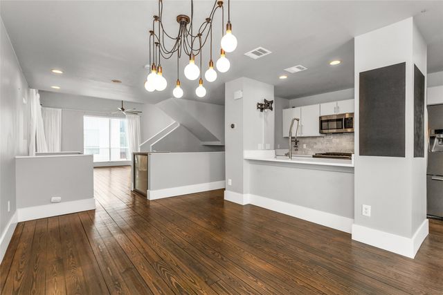 4213 Dickason Avenue 23, Dallas, TX 75219