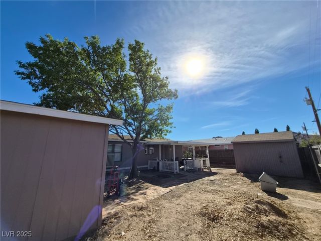 400 West Hoyt Street, Beatty, NV 89003
