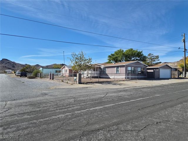 400 West Hoyt Street, Beatty, NV 89003