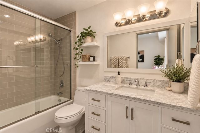 11949 Goshen Avenue 110, Los Angeles, CA 90049