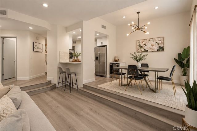11949 Goshen Avenue 110, Los Angeles, CA 90049