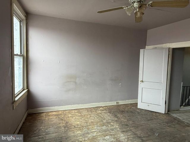 1827 N MILTON AVE, Baltimore, MD 21213