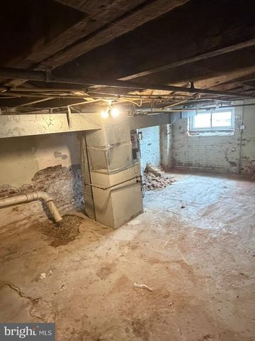 1827 N MILTON AVE, Baltimore, MD 21213