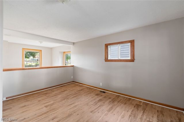 2247 18th Street SW, Kenmore, OH 44314