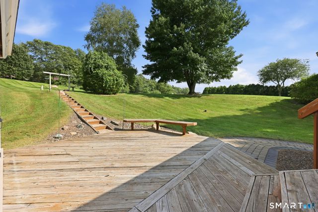 43 Pinnacle Road, Ellington, CT 06029