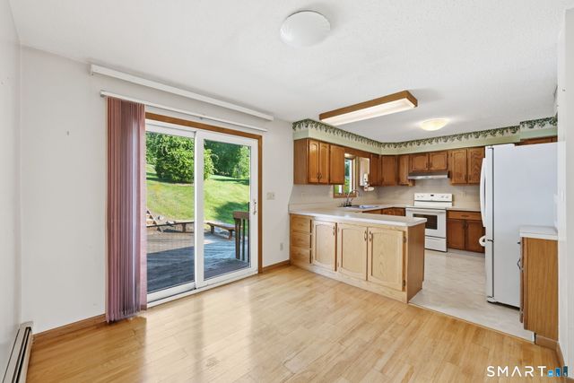 43 Pinnacle Road, Ellington, CT 06029