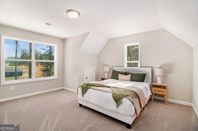 196 Beavers Road, Grantville, GA 30220