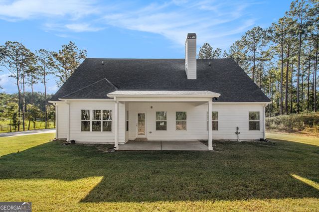 196 Beavers Road, Grantville, GA 30220