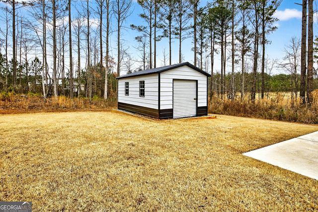 196 Beavers Road, Grantville, GA 30220