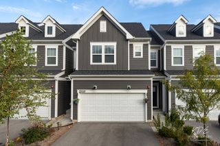 2110 Weatherbee Lane, Naperville, IL 60563