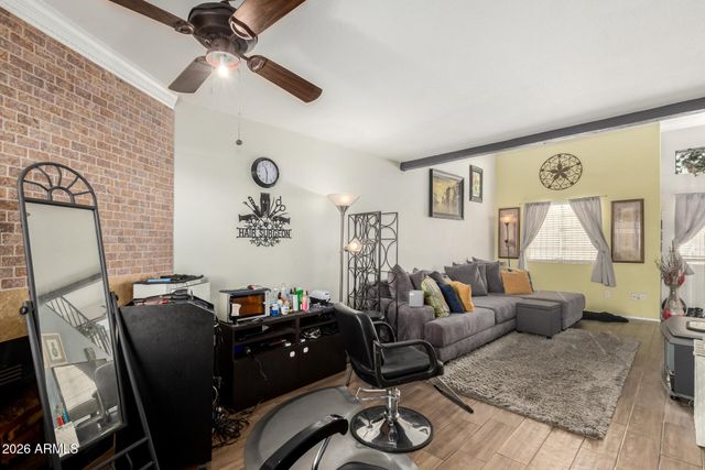 406 E PECAN Road, Phoenix, AZ 85040