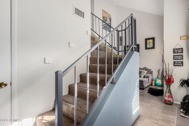 406 E PECAN Road, Phoenix, AZ 85040