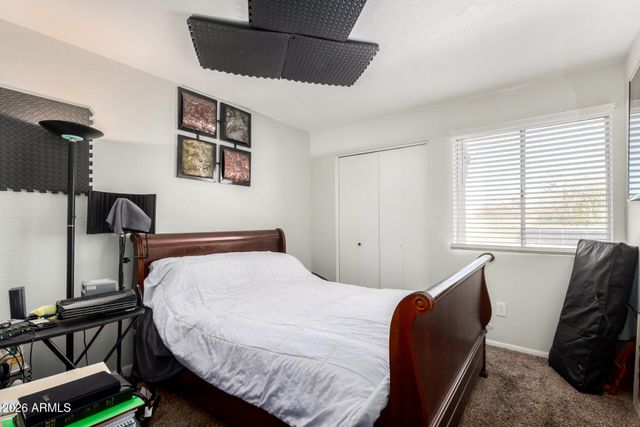 406 E PECAN Road, Phoenix, AZ 85040