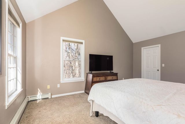 188 Buckminster Way, Portsmouth, NH 03801