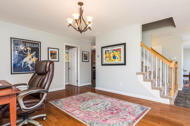 188 Buckminster Way, Portsmouth, NH 03801