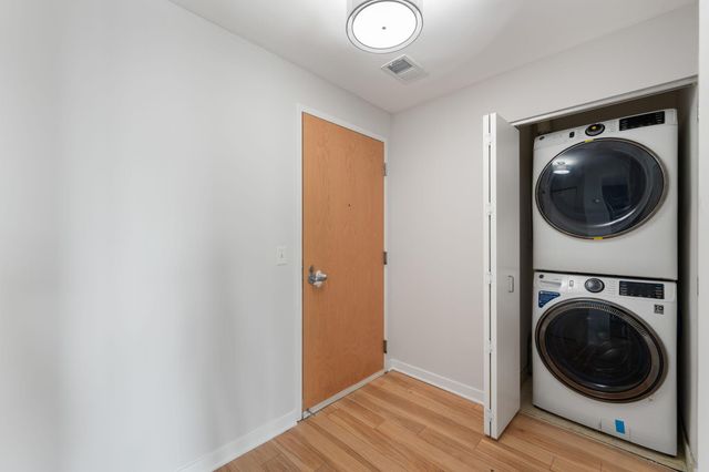 929 Portland Avenue 907, Minneapolis, MN 55404