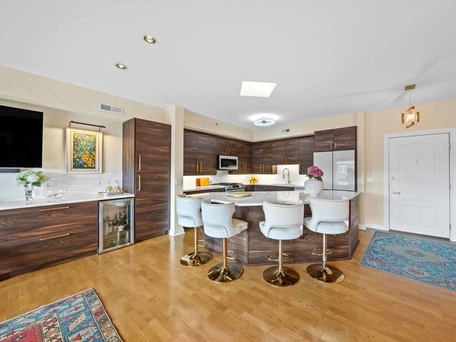 8400 Callie Street 611, Morton Grove, IL 60053