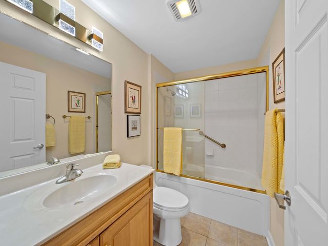 8400 Callie Street 611, Morton Grove, IL 60053