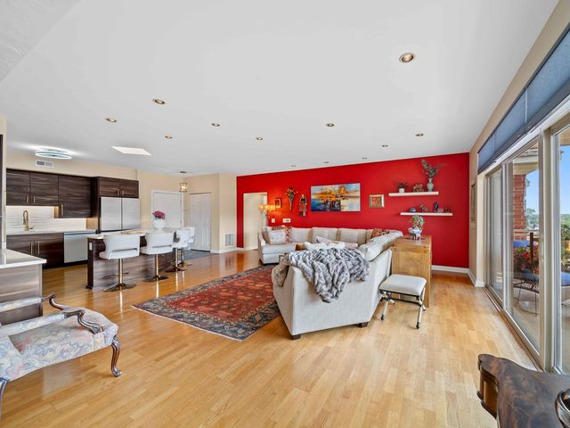 8400 Callie Street 611, Morton Grove, IL 60053