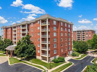 8400 Callie Street 611, Morton Grove, IL 60053
