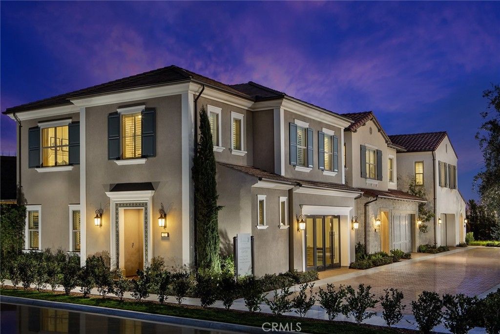 Image 7 of property listing at 222 Maricopa, Irvine, CA 92618