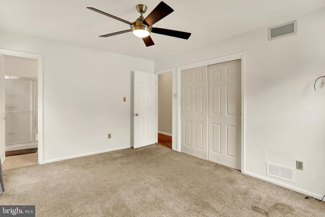 809 EVERGREEN DR, Reading, PA 19610