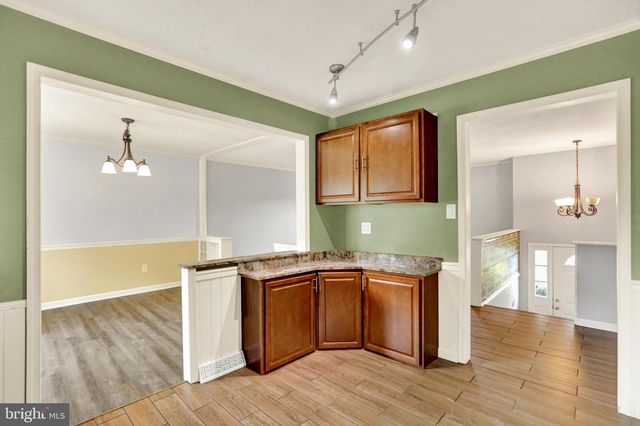 809 EVERGREEN DR, Reading, PA 19610
