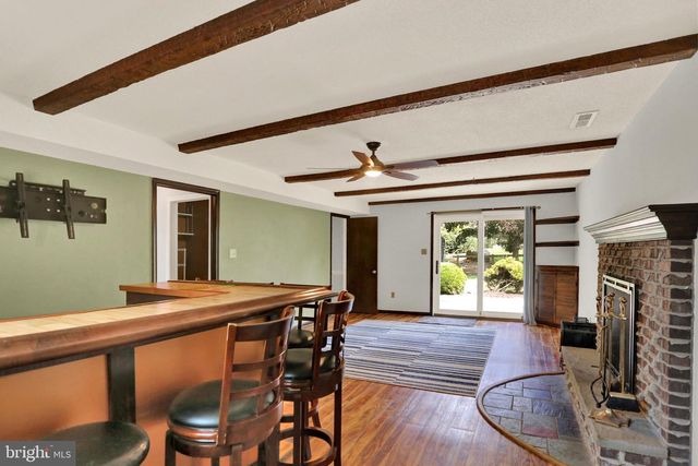 809 EVERGREEN DR, Reading, PA 19610