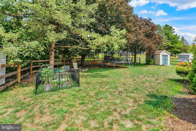 809 EVERGREEN DR, Reading, PA 19610