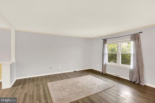 809 EVERGREEN DR, Reading, PA 19610