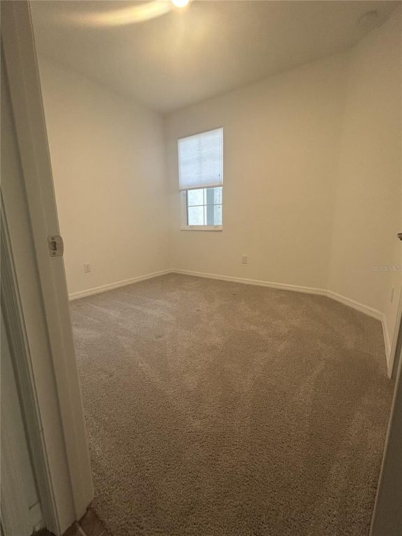 Image 13 of property listing at 5986 FIORE DRIVE, Bradenton, FL 34208