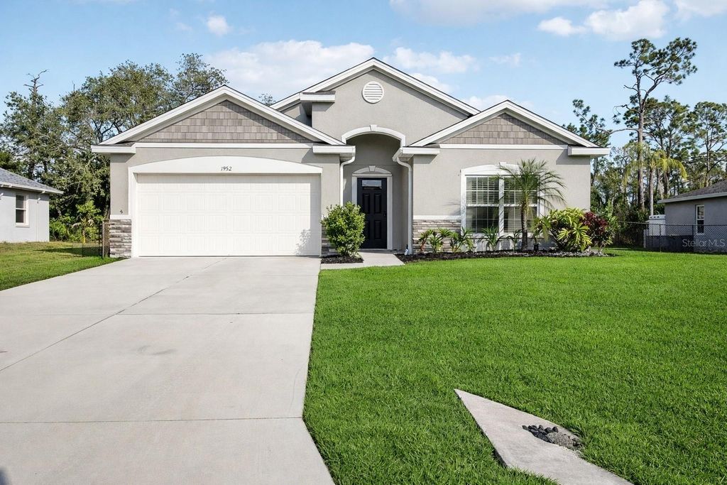 1952 YANKEE TERRACE, North Port, FL 34286