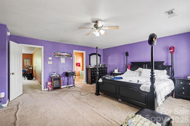 3412 Aldwych Way, Charlotte, NC 28216