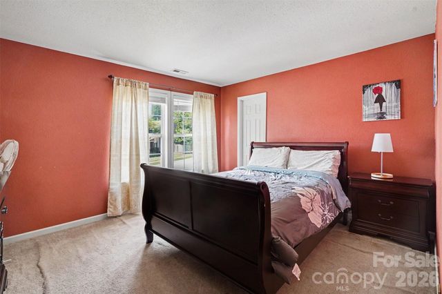 3412 Aldwych Way, Charlotte, NC 28216