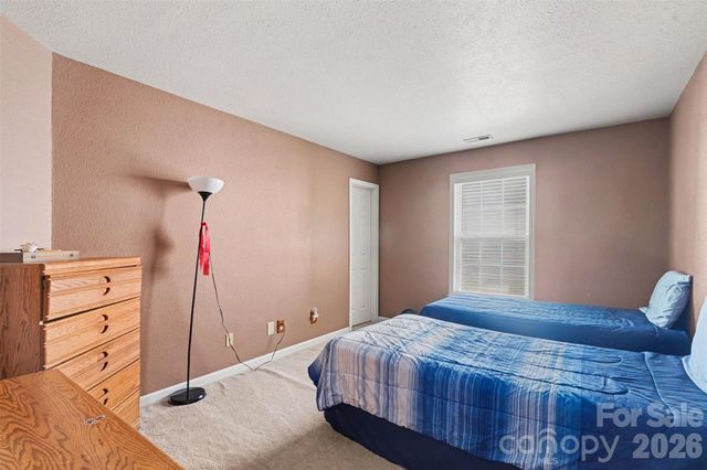 3412 Aldwych Way, Charlotte, NC 28216