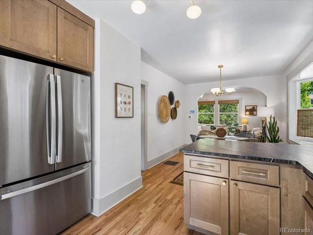 2589 N Glencoe St, Denver, CO 80207
