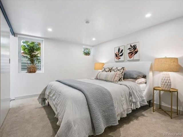 2589 N Glencoe St, Denver, CO 80207