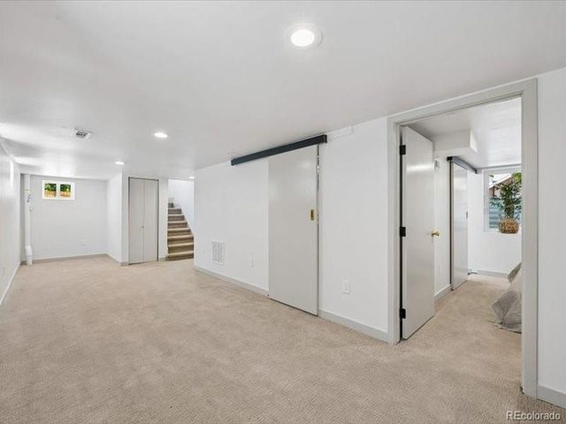 2589 N Glencoe St, Denver, CO 80207